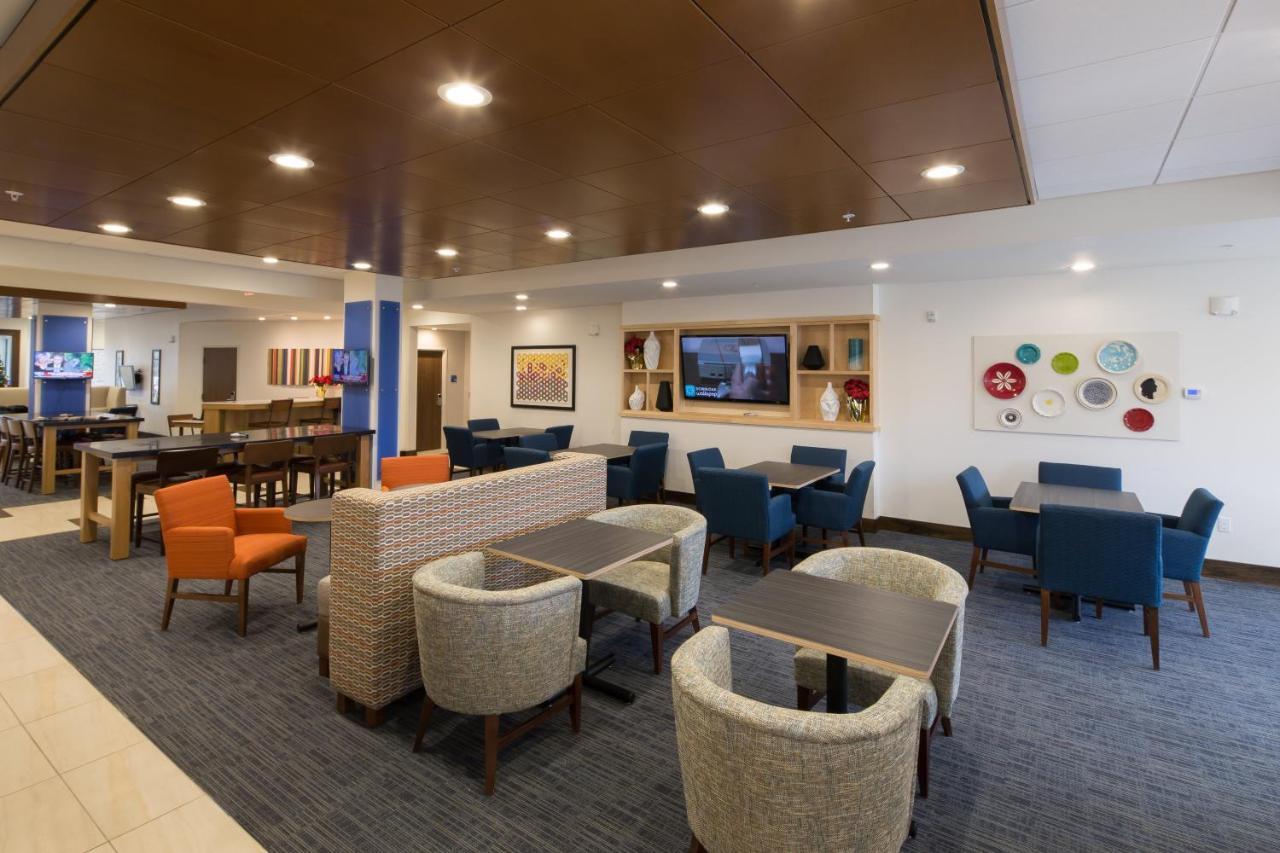 Holiday Inn Express Rochester Hills By Ihg Exterior foto